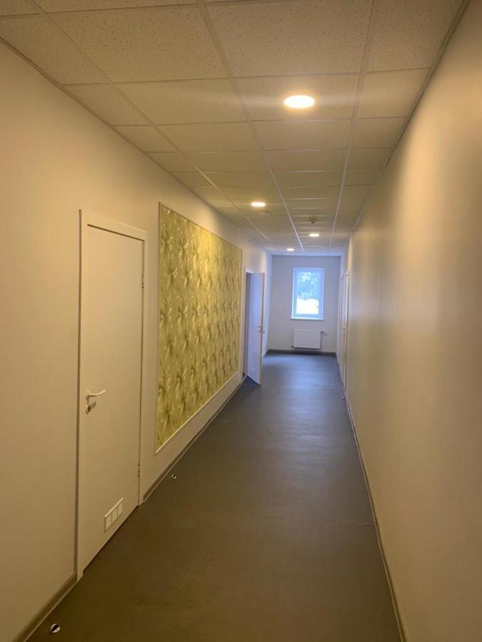 אוגרה Motel Minerva מראה חיצוני תמונה